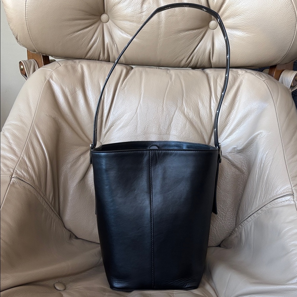 Reformation Black Rafaella Trapeze Tote Bucket Bag - Picture 2 of 11
